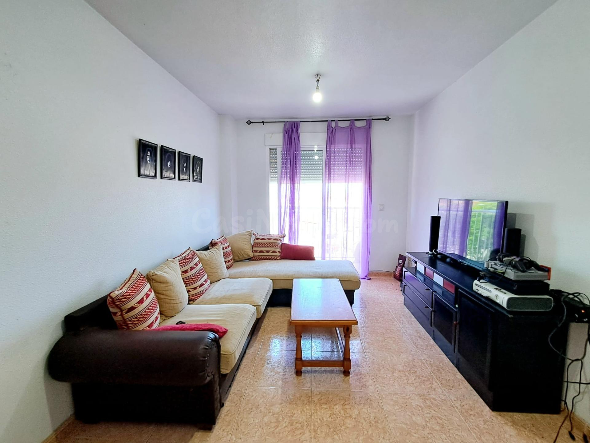 Apartamento luminoso de 2 dormitorios en Las Molinetas