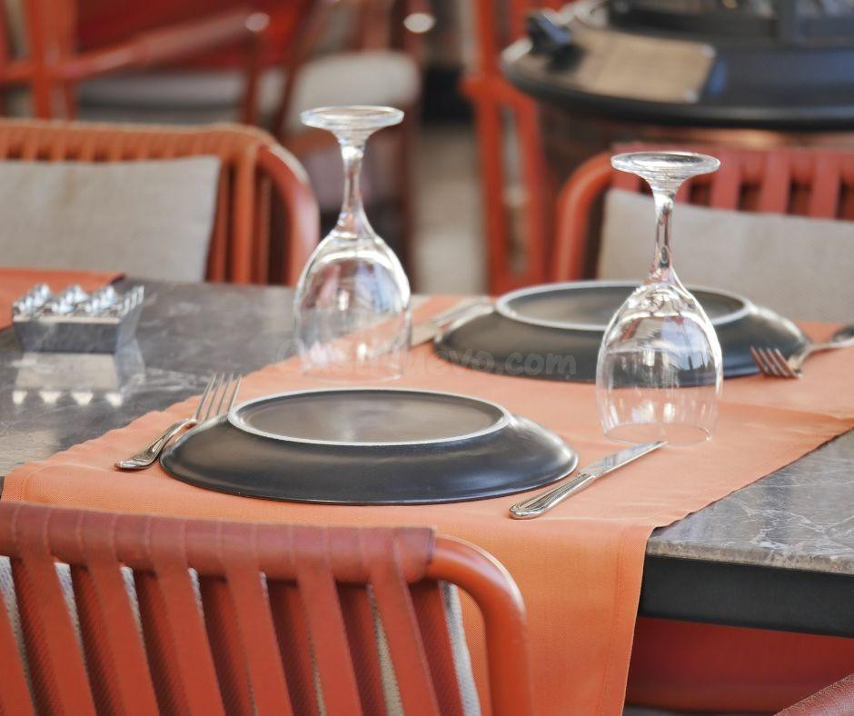 Traspaso excelente restaurante en la zona del Puerto deportivo de Segur de Calafell