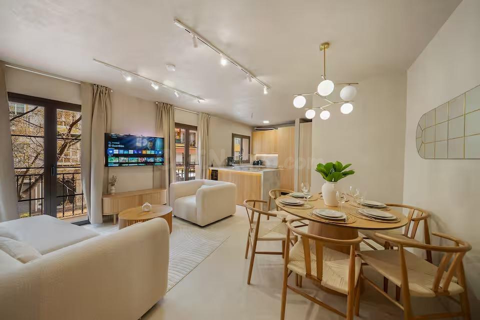 Encantador Apartamento de 3 Dormitorios en el Casco Antiguo de Marbella