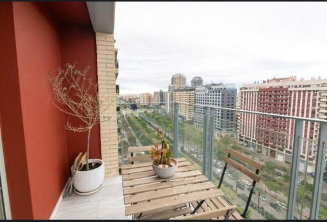Alquiler: ático triplex de lujo 3D con garaje y terraza en S