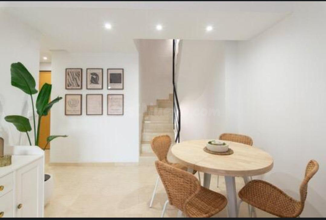 Alquiler: ático triplex de lujo 3D con garaje y terraza en S - foto 2