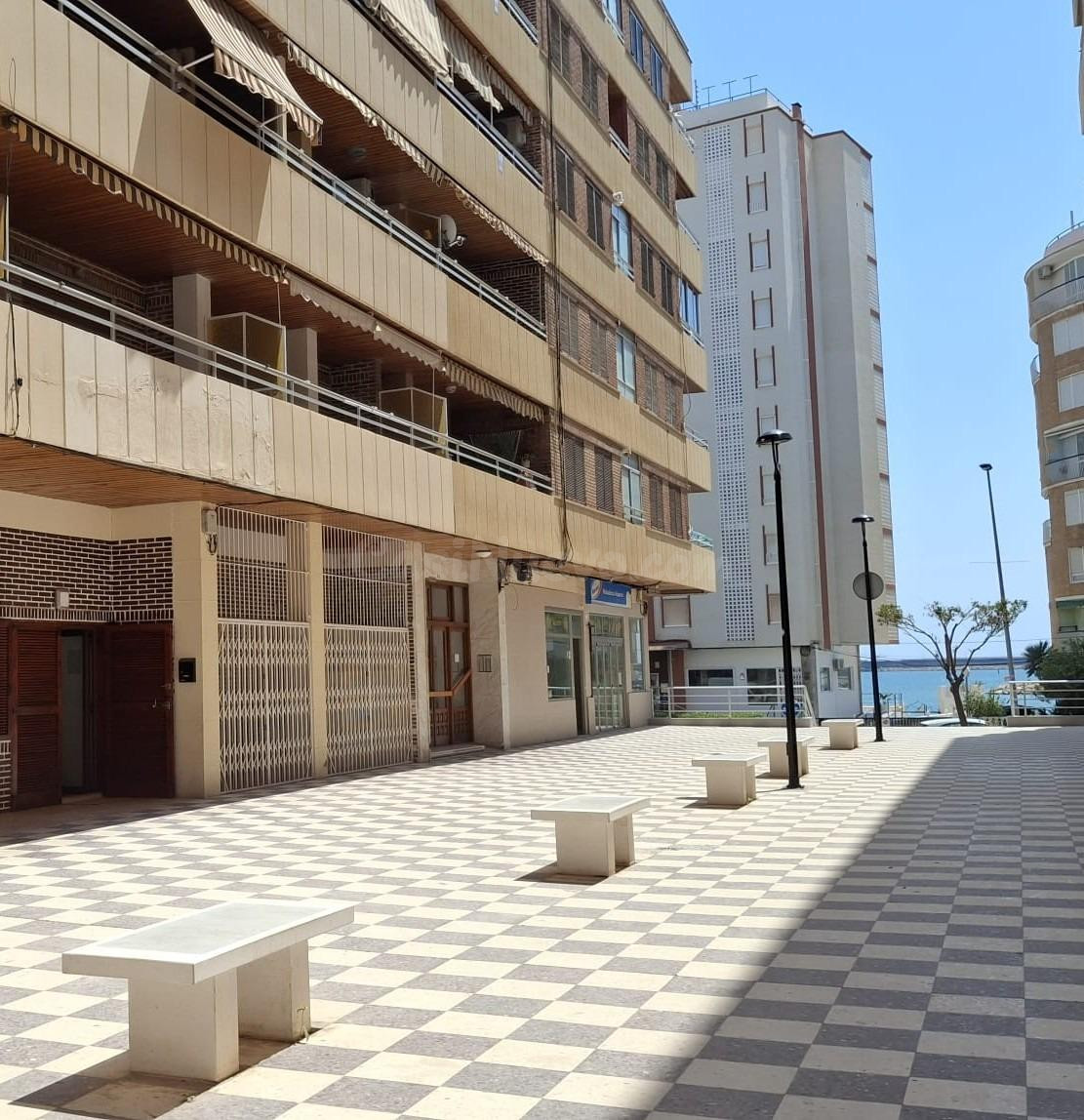 Apartamento completamente reformado, situado a 5 minutos de la playa El Acequión