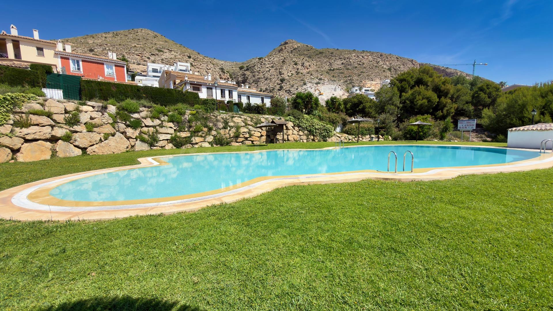 Chalet adosado en venta en Finestrat