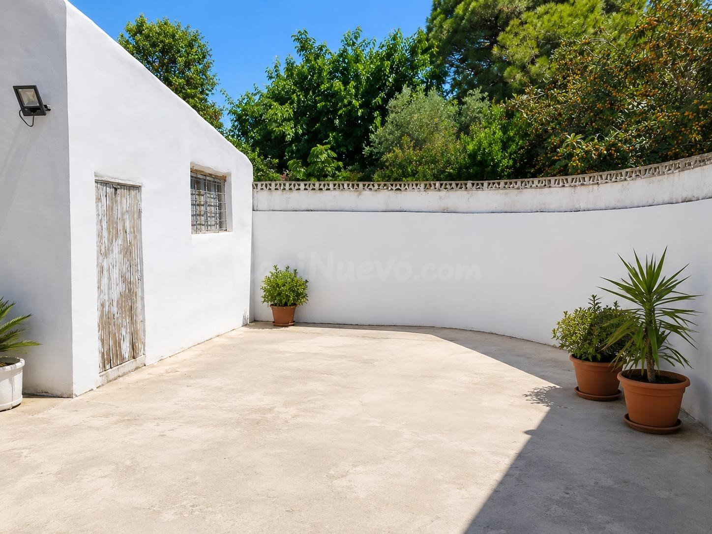 Casa independiente con 2.000 m2 de parcela en Molina de Segura