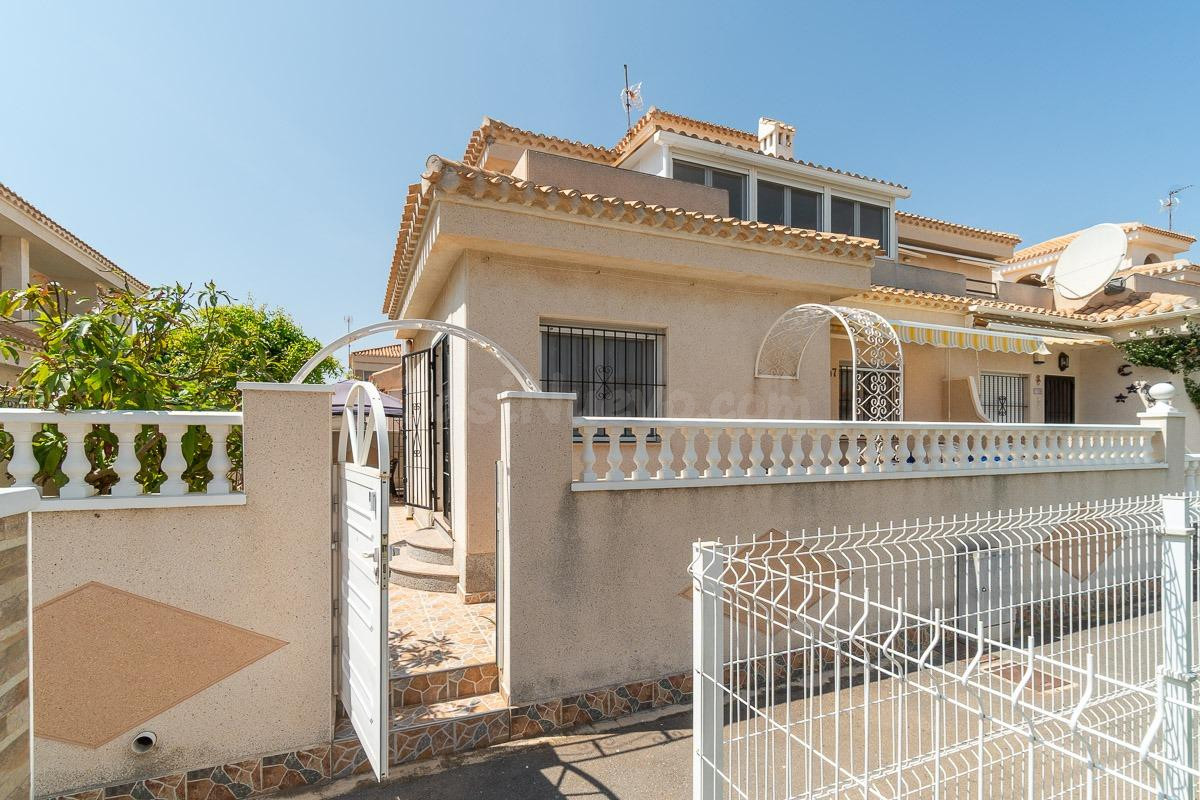 Quad listo para entrar a vivir en Playa Flamenca