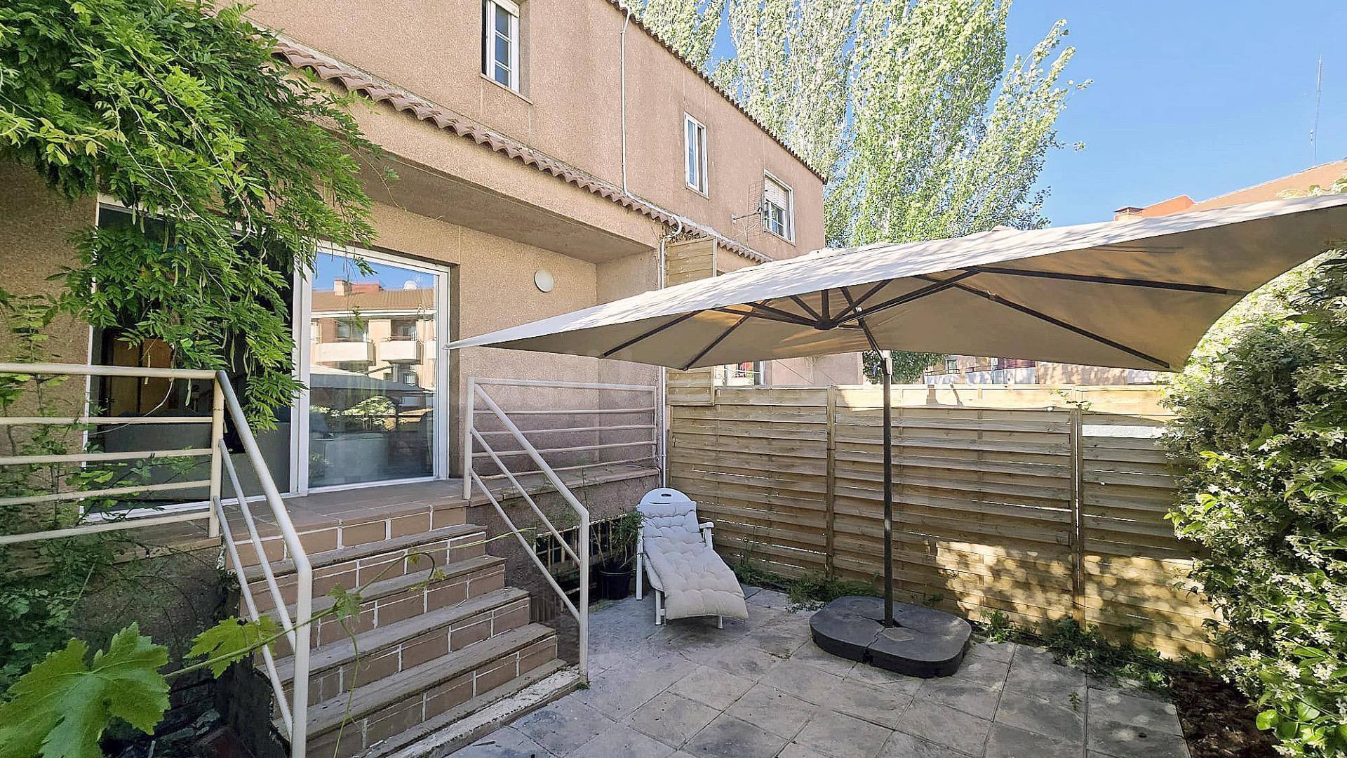 ESTUDIANTES, ALQUILER DE ÚLTIMA HABITACIÓN A 500€ EN CHALET DE VILLANUEVA DE LA CAÑADA