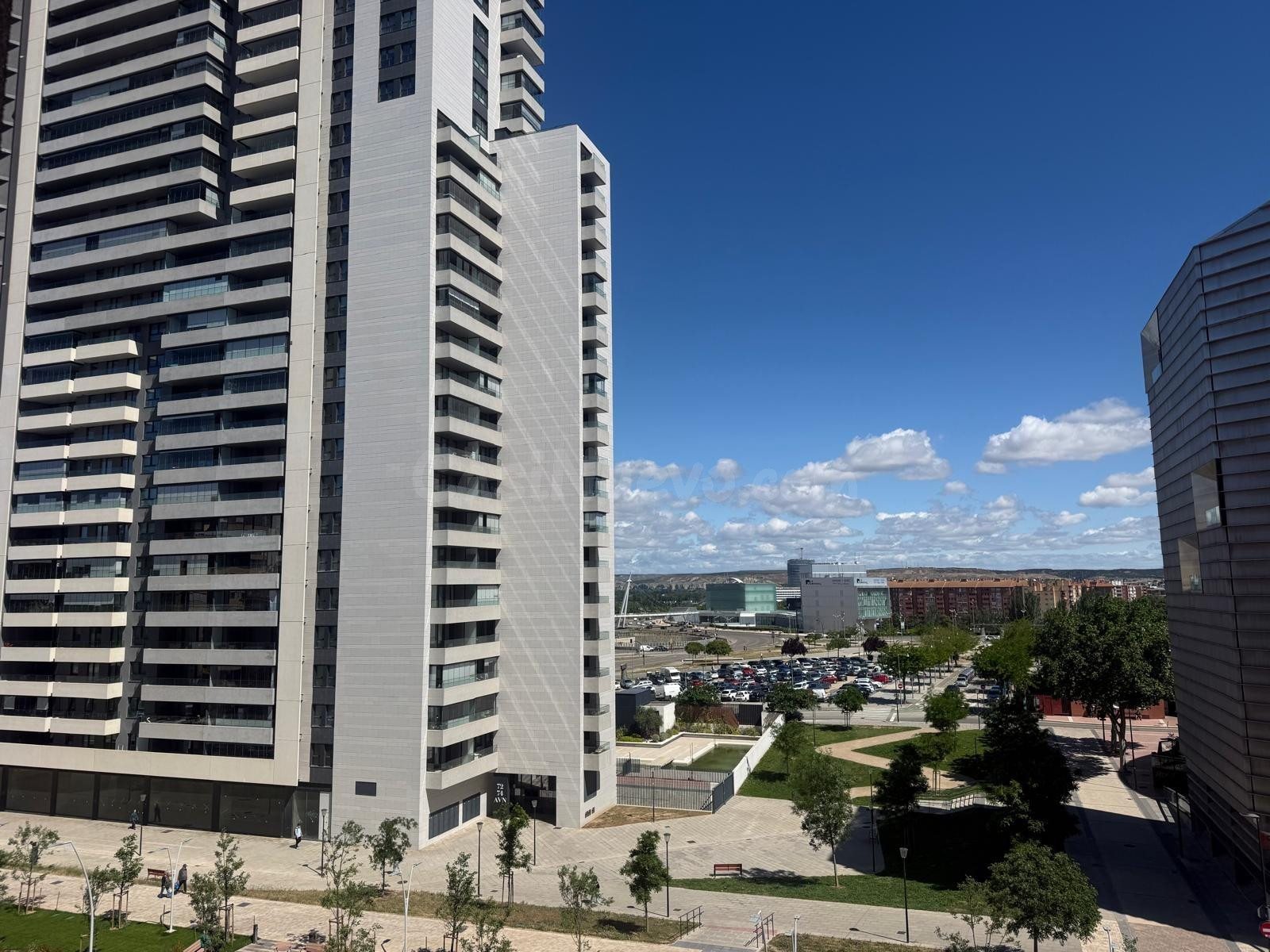 SE VENDE PISO EN AVENIDA DE NAVARRA