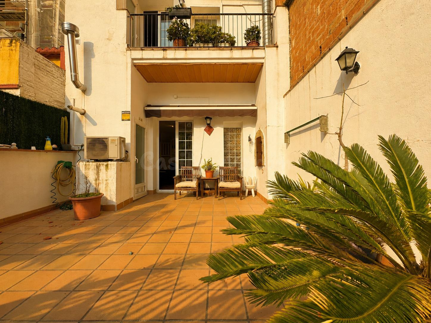 Casa 4 habitaciones 244m² en venta - Centre