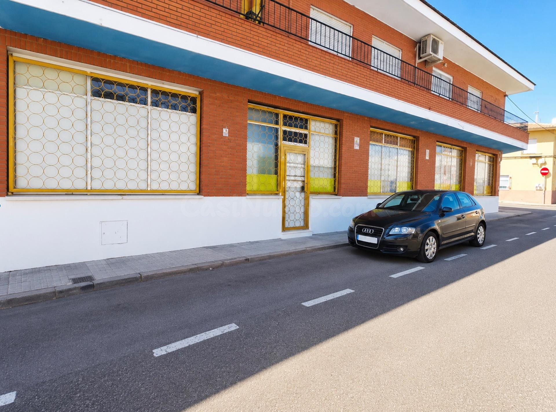 EXCELENTE OPORTUNIDAD DE INVERSIÓN – LOCAL CON RENTABILIDAD  - foto 2