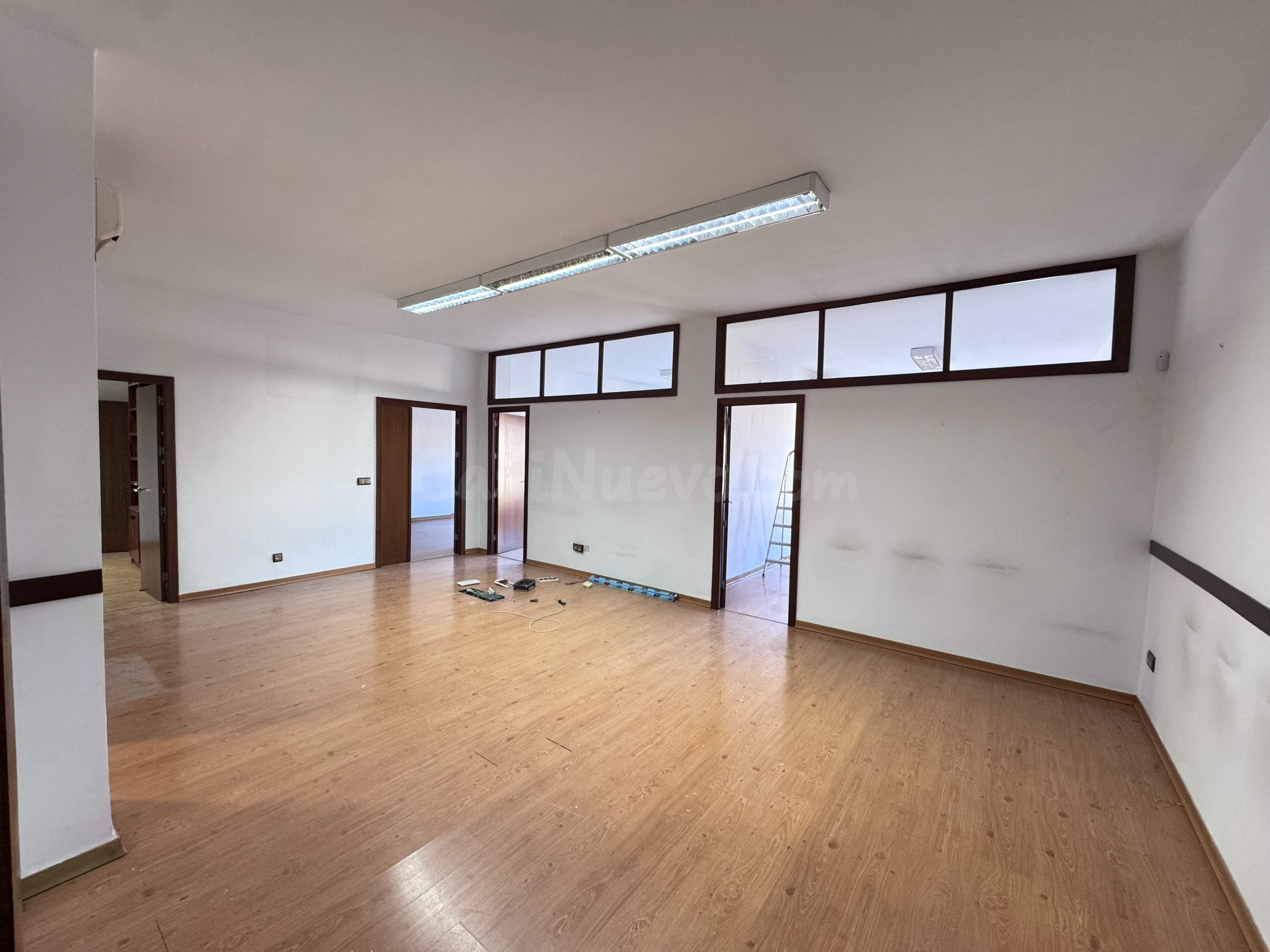 OFICINA EN ALQUILER EN PLENO CENTRO DE SEVILLA – CALLE IMAGEN