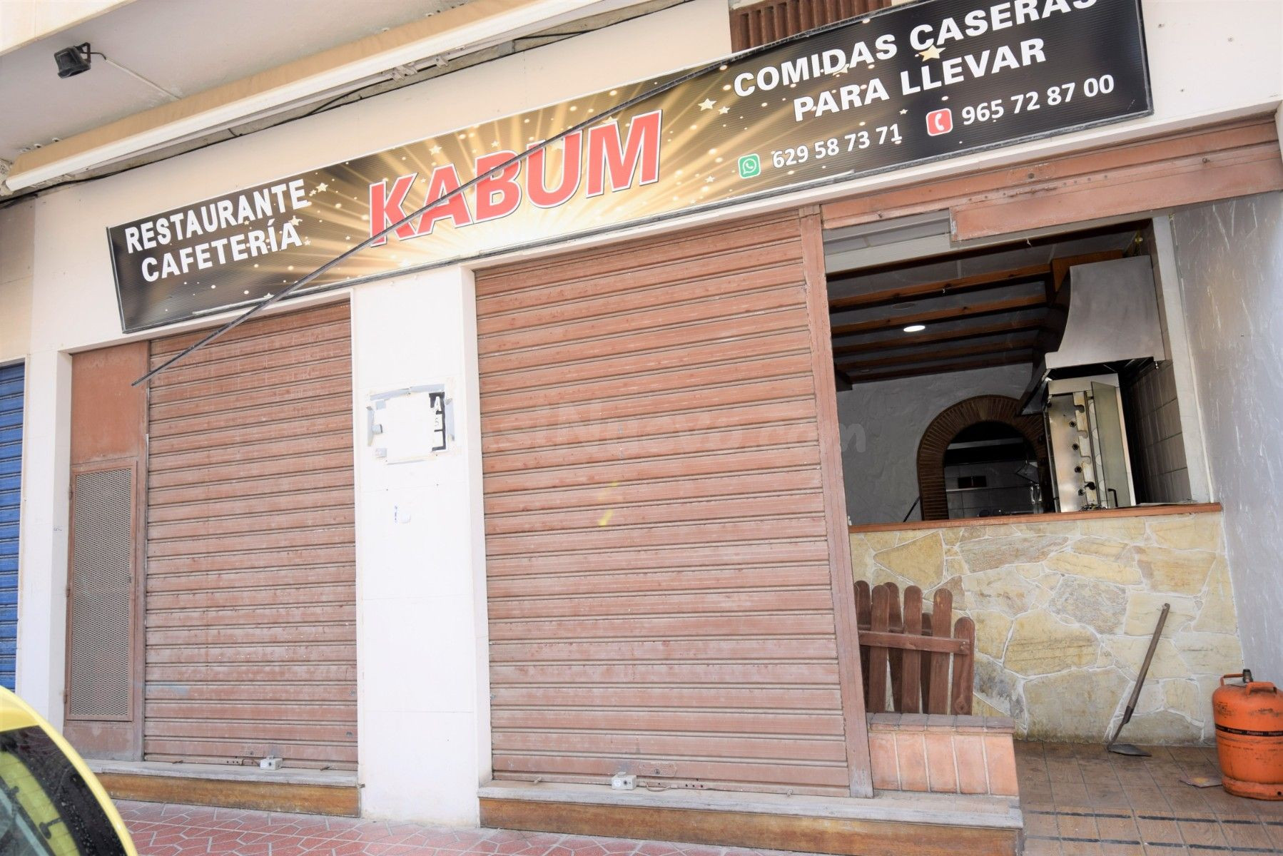 Local comercial 95m² en venta - Pueblo