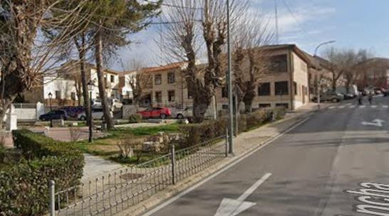 TERRENO URBANIZABLE PARA CHALET UNIFAMILIAR DE 3 PLANTAS