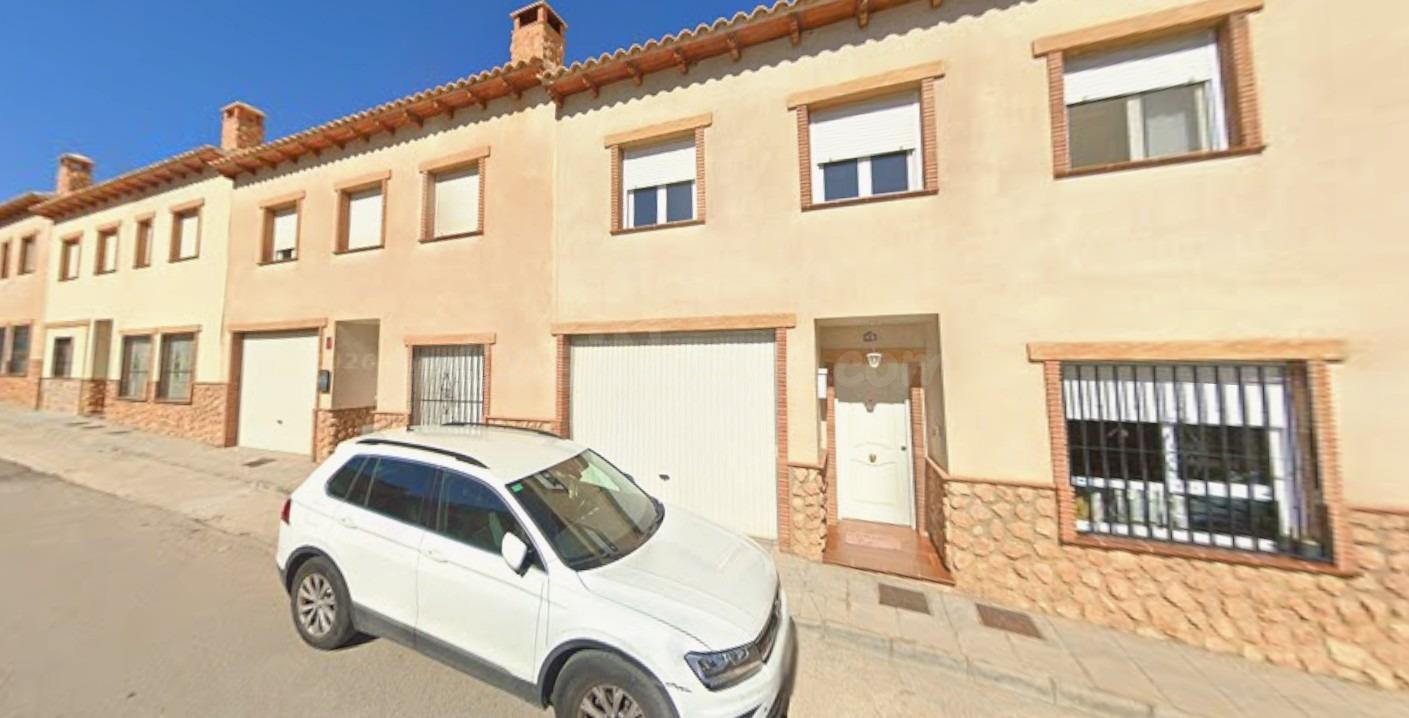Se vende piso OKUPADO en Calle Marquesado 20 de Dólar, Grana
