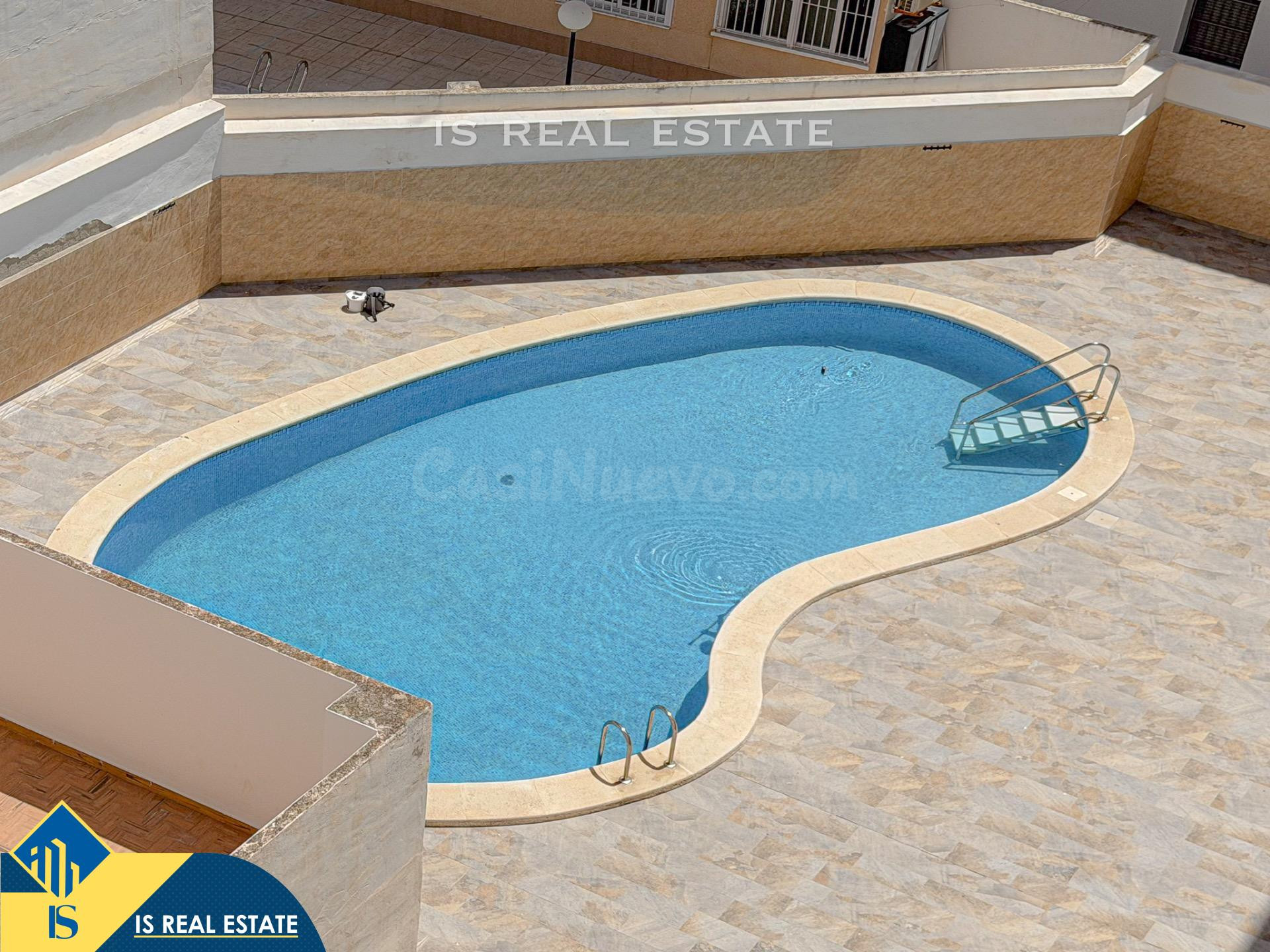 Playa de los locos! Luminoso apartamento con amplios espacios y cómoda terraza + Piscina comunitaria (150 metros playa)