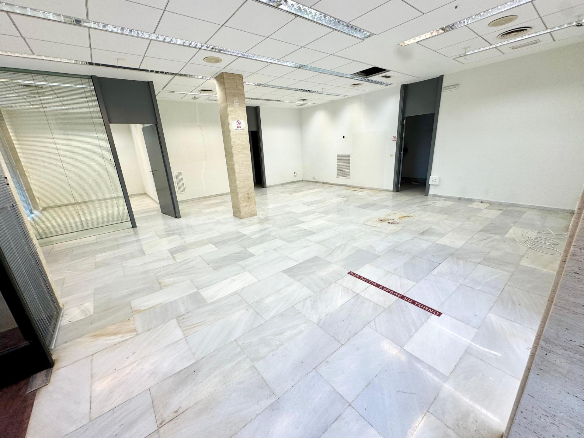 Local comercial en el centro.