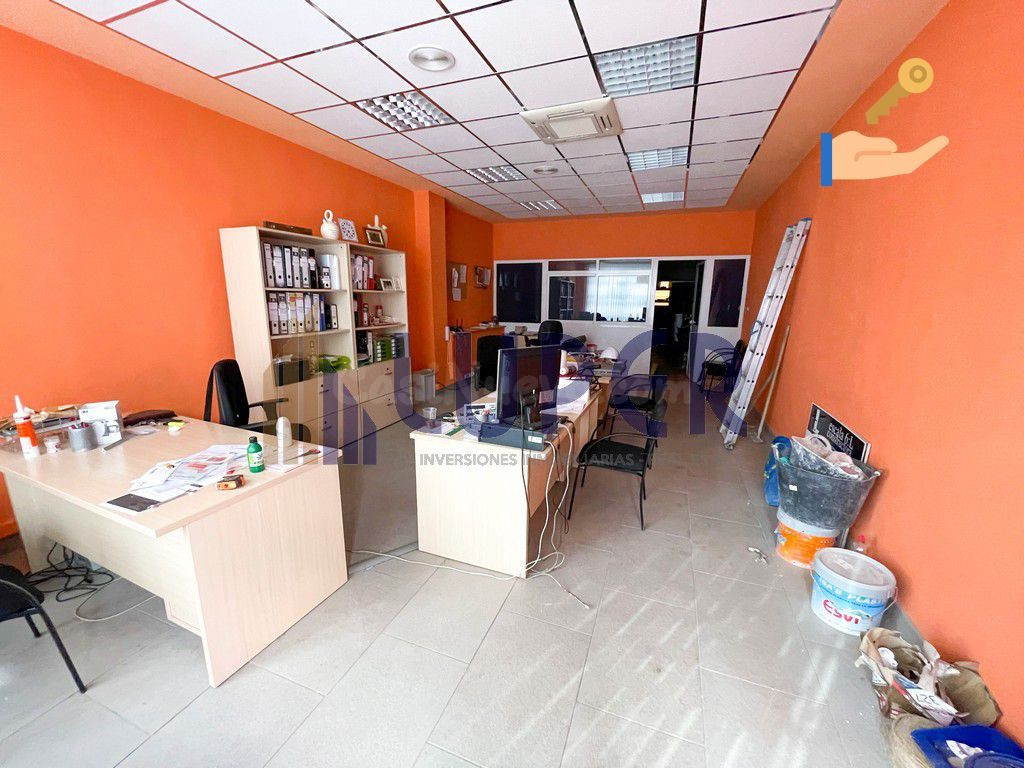 Se vende LOCAL COMERCIAL EN AGOST.