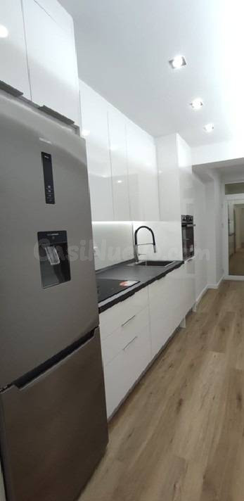 PISO DE 3 DORMITORIOS COMPLETAMENTE NUEVO A UN PASO DEL PUERTO DEPORTIVO