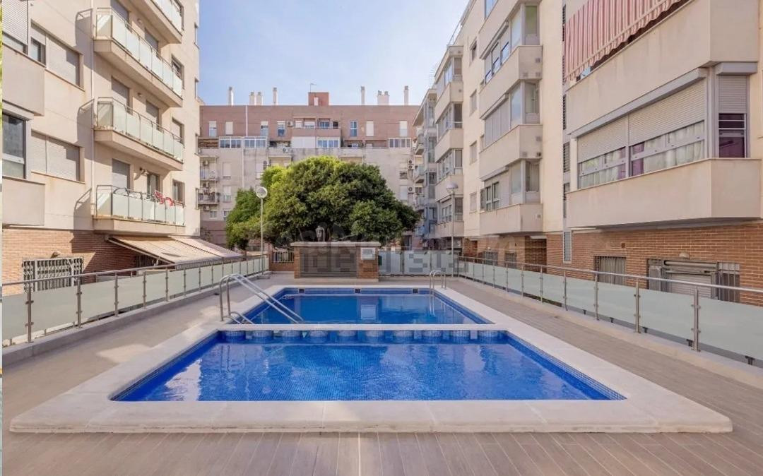 Ático 3 habitaciones 155m² en alquiler - Camins al Grau - foto 3