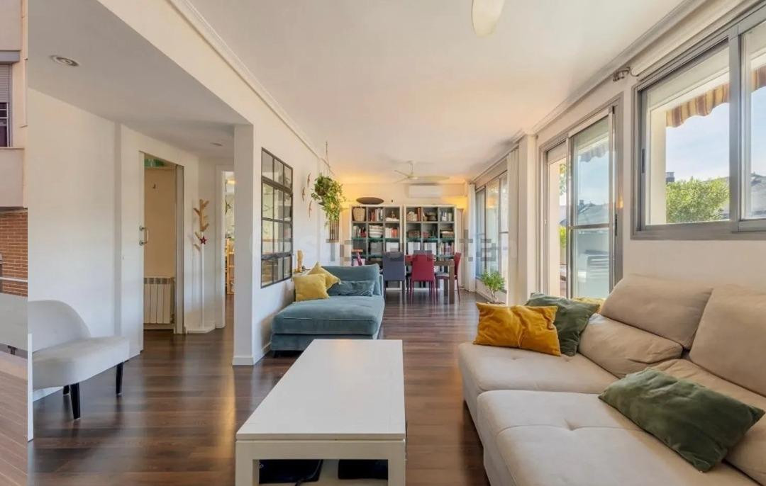 Ático 3 habitaciones 155m² en alquiler - Camins al Grau - foto 4