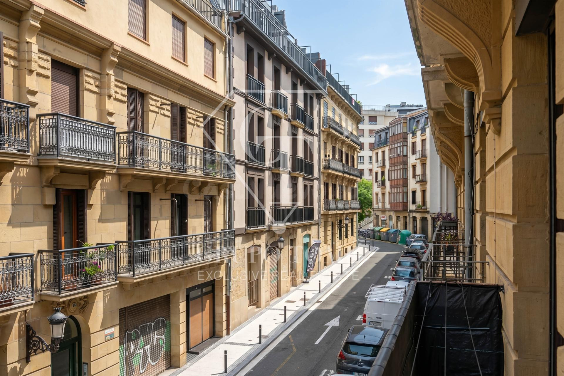 A 5 minutos de La Concha Amplia vivienda de 108 m2 en la exclusiva calle San Bartolomé - foto 4