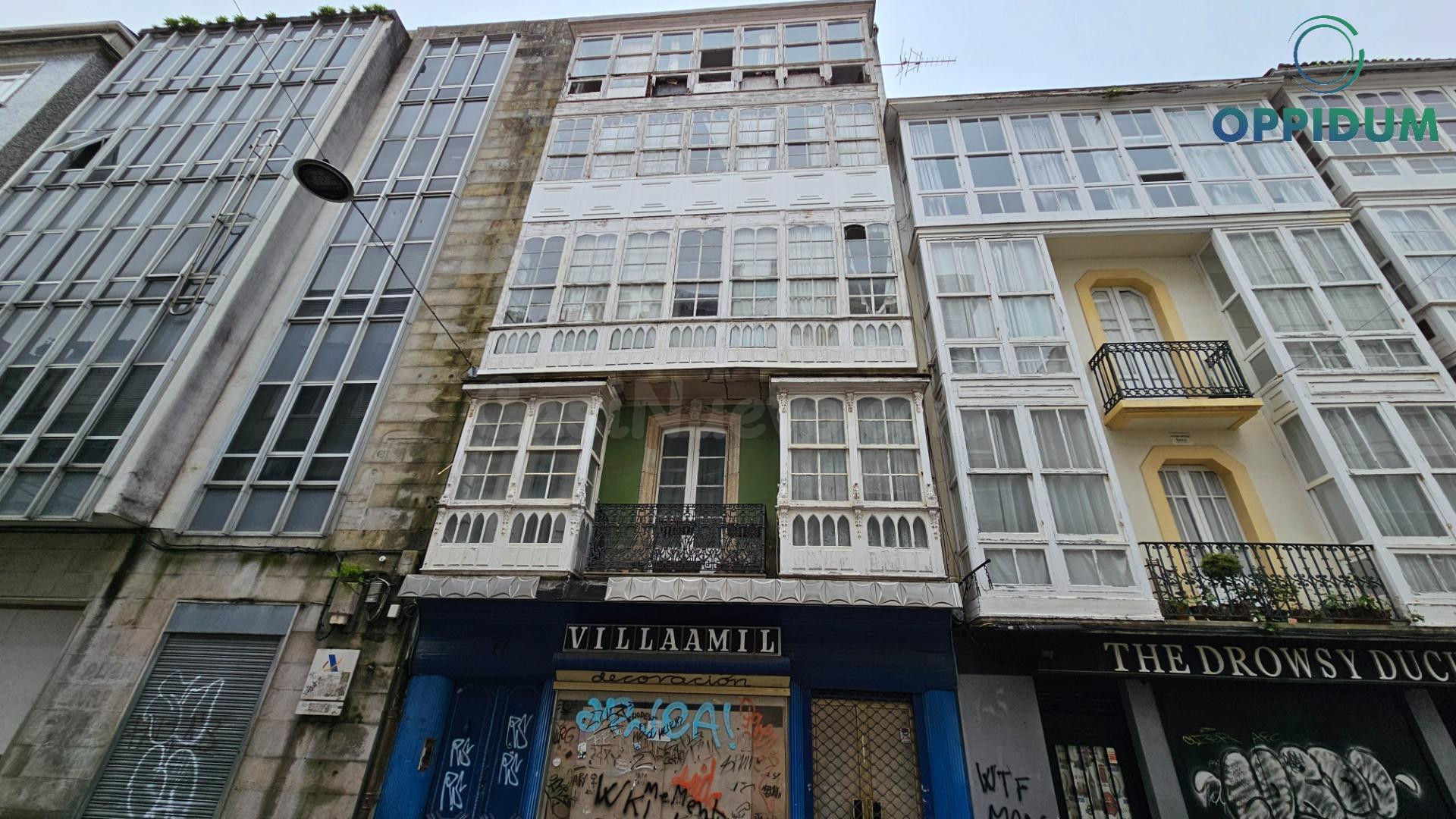 Edificio para rehabilitar en el centro de Ferrol, A Coruña