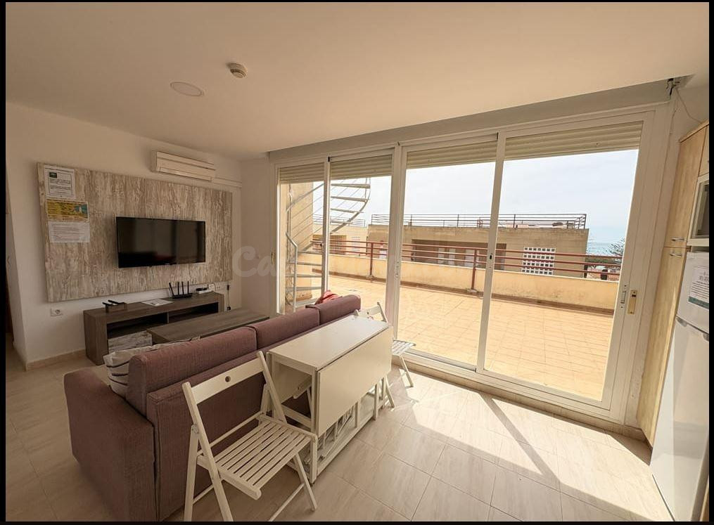 Magnífico ático en venta con gran terraza en Los caños de Me - foto 3