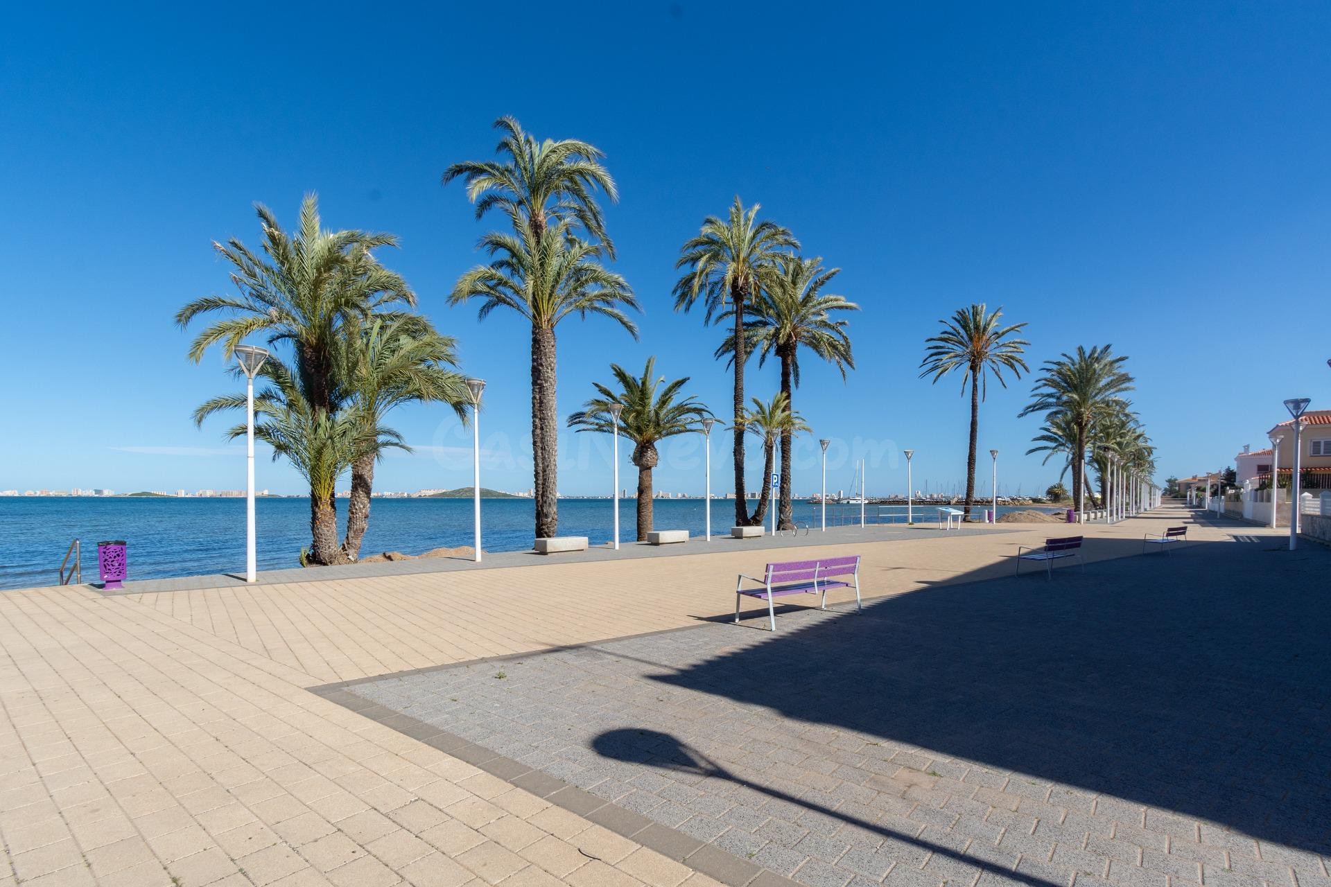 ¿Buscas la combinación perfecta entre comodidad y cercanía al mar?