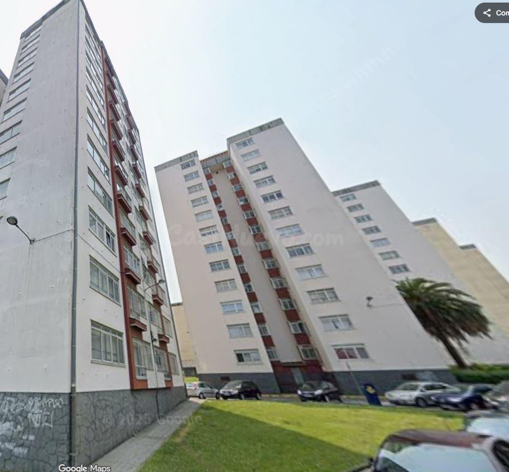 SE VENDE piso OKUPA en C Armada Española 28 de Ferrol - foto 2