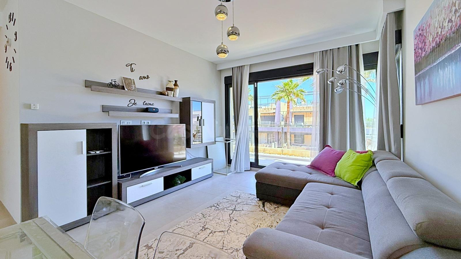 APARTAMENTO DE 3 DORMITORIOS 2 BAÑOS EN PILAR DE HORADADA (PLAYA LAS HIGUERICAS)