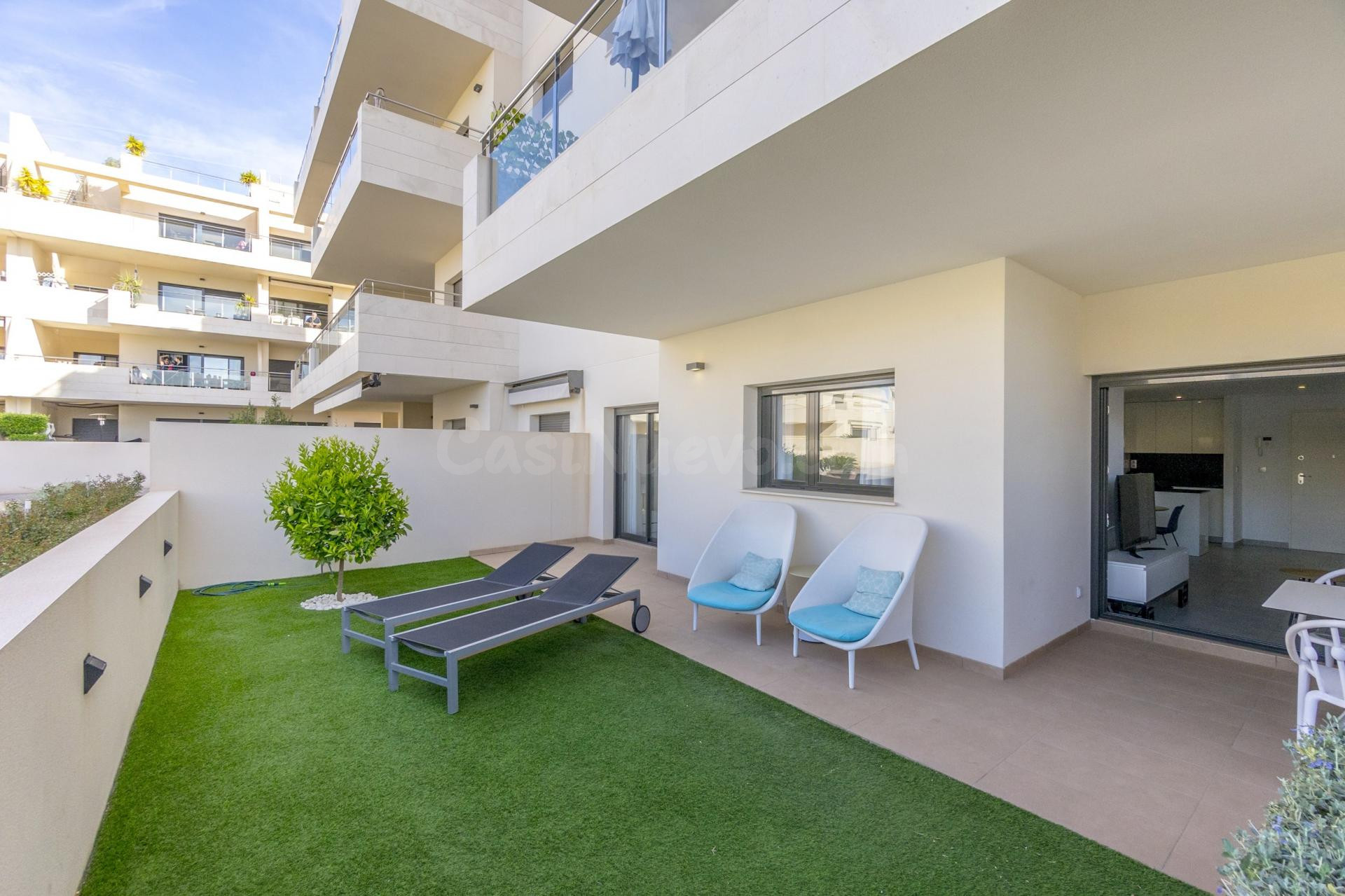 APARTAMENTO DE 2 DORMITORIOS Y 2 BAÑOS EN ORIHUELA COSTA (LOS DOLSES)
