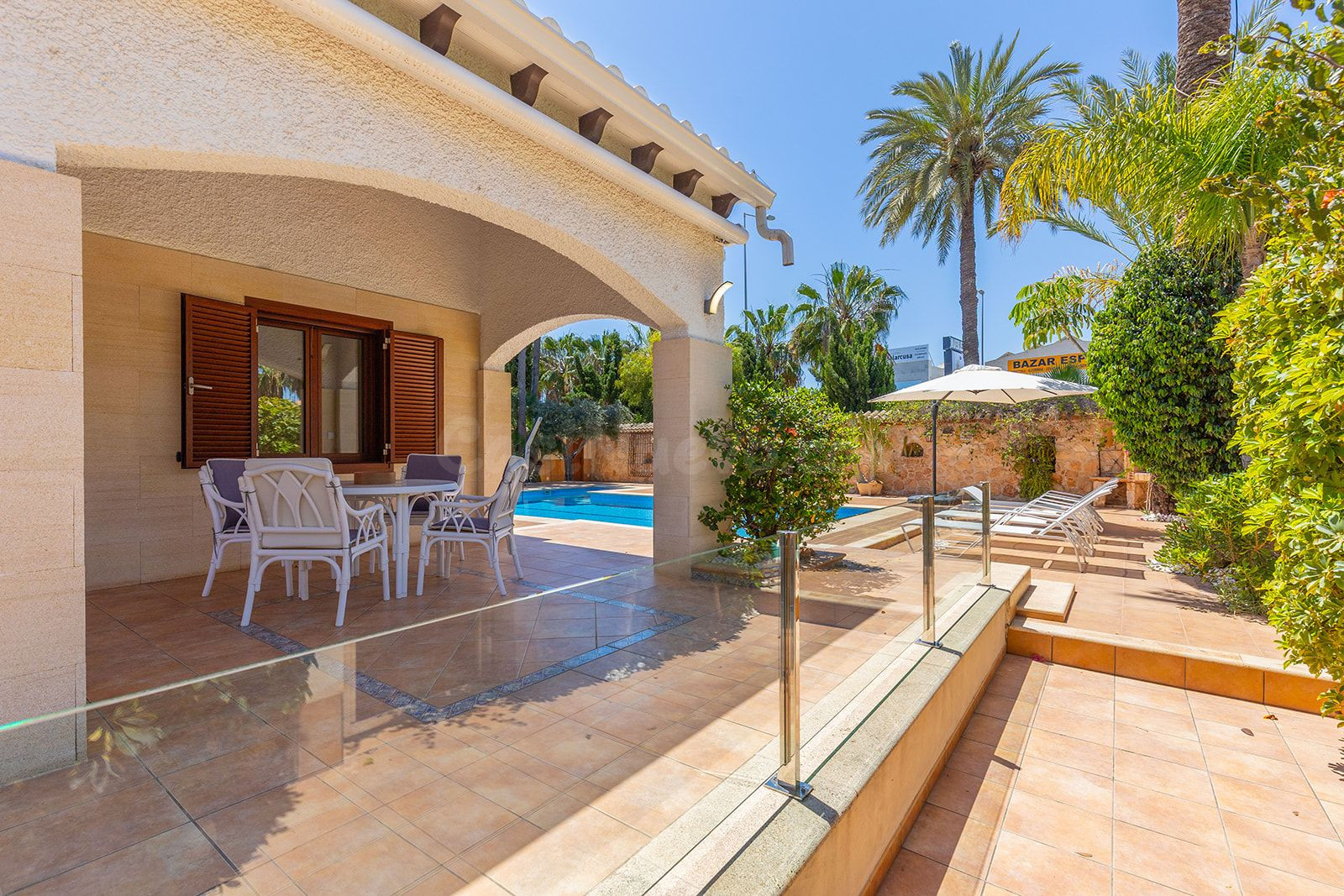 VILLA DE 4 DORMITORIOS 2 BAÑOS EN PUNTA PRIMA (ORIHUELA COSTA)