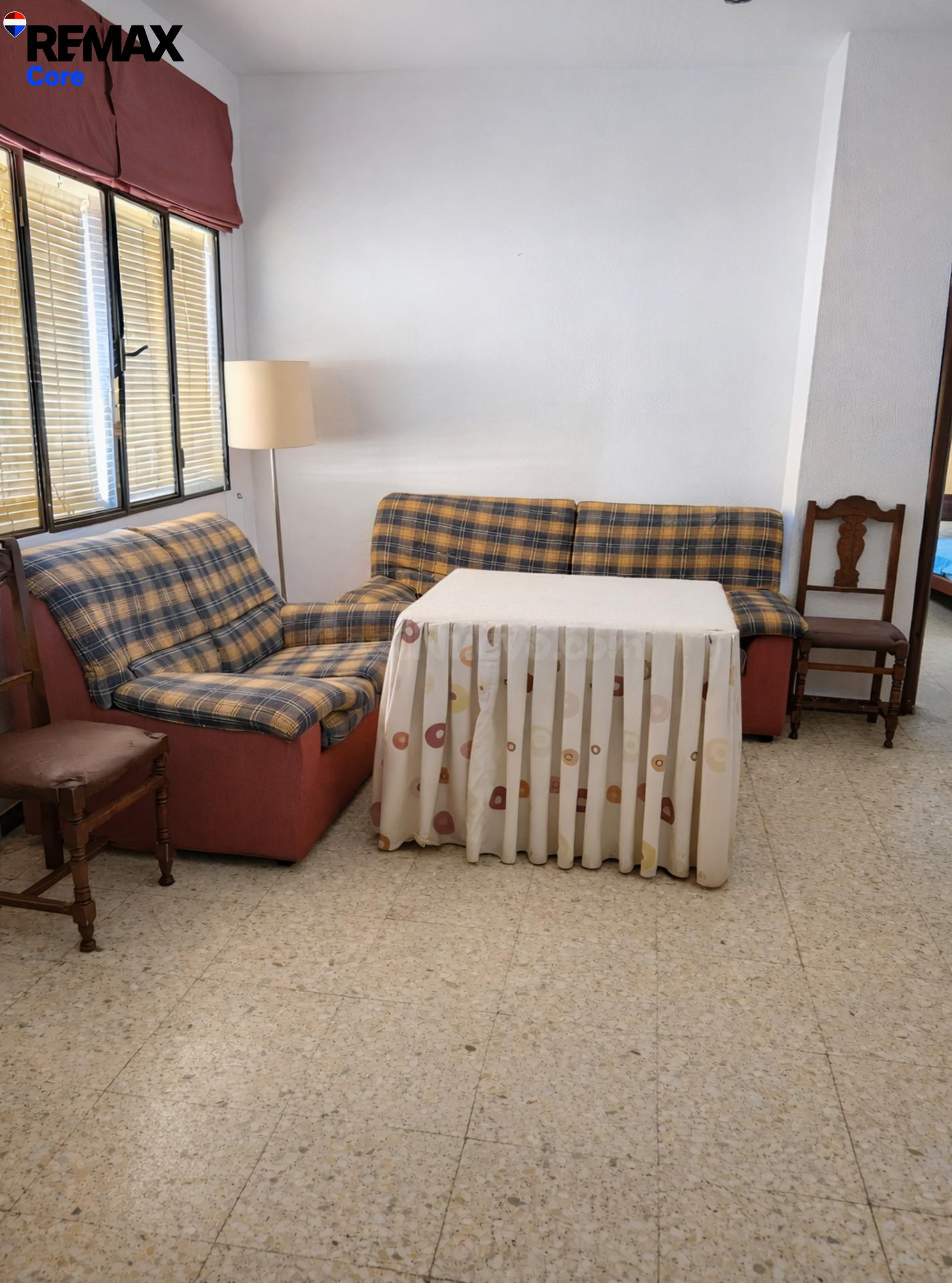 Oportunidad Imbatible: Piso de 90 m2 todo Exterior por solo  - foto 4