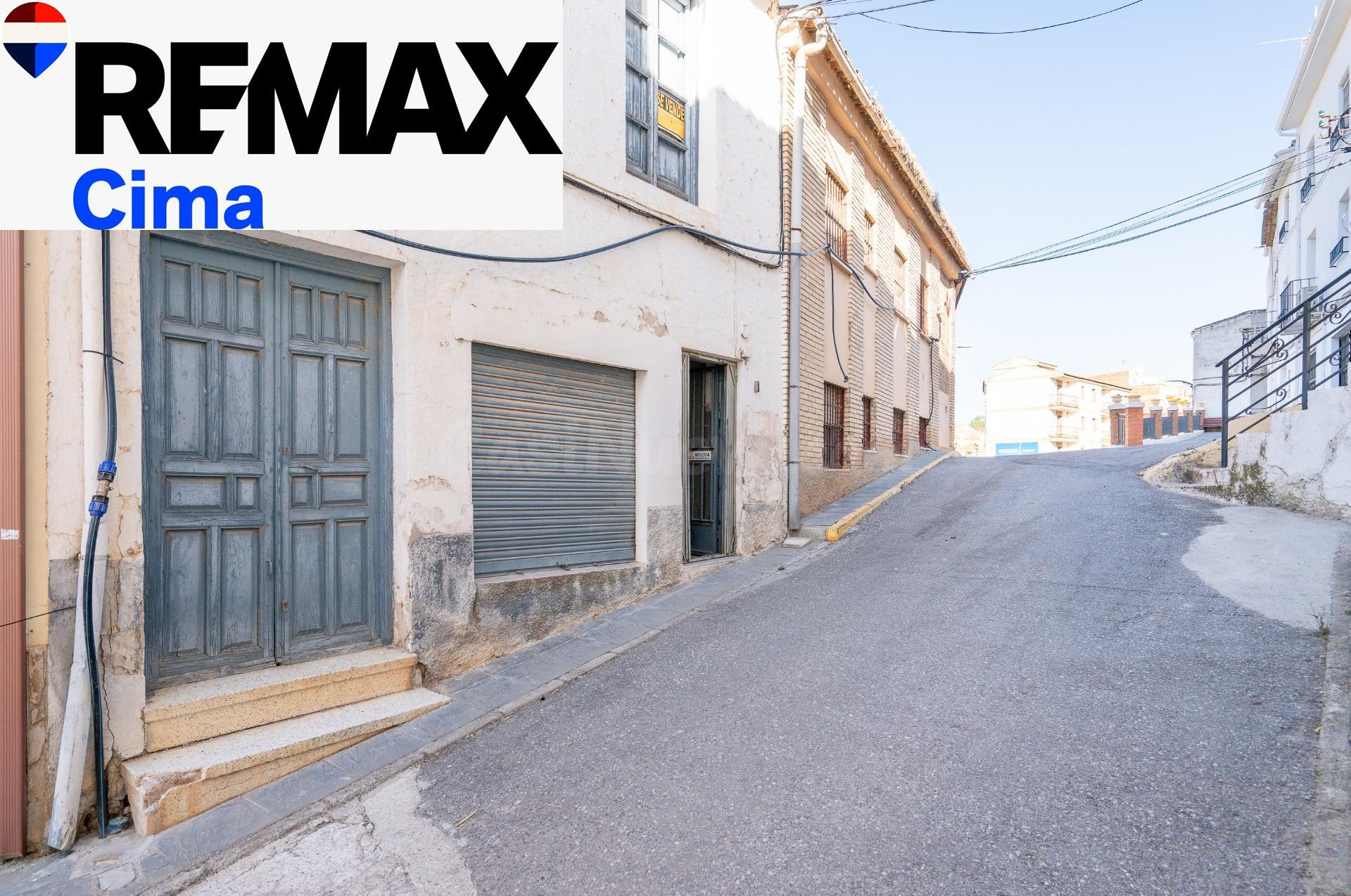 Local con acceso a dos calles y posibilidad de división en d - foto 4