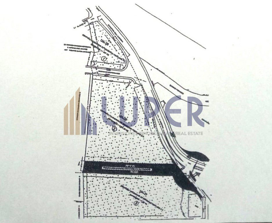 Solar en alquiler - El Tubo