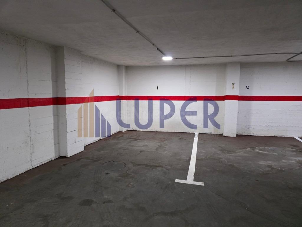 Venta de 3 plazas de garaje y 1 trastero en San Vicente zona centro