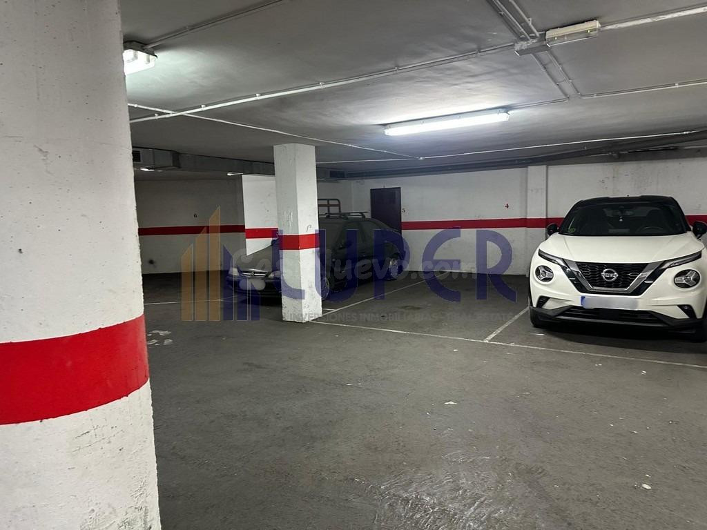 SE ALQUILA PLAZA DE GARAJE AMPLIA DE 15M2