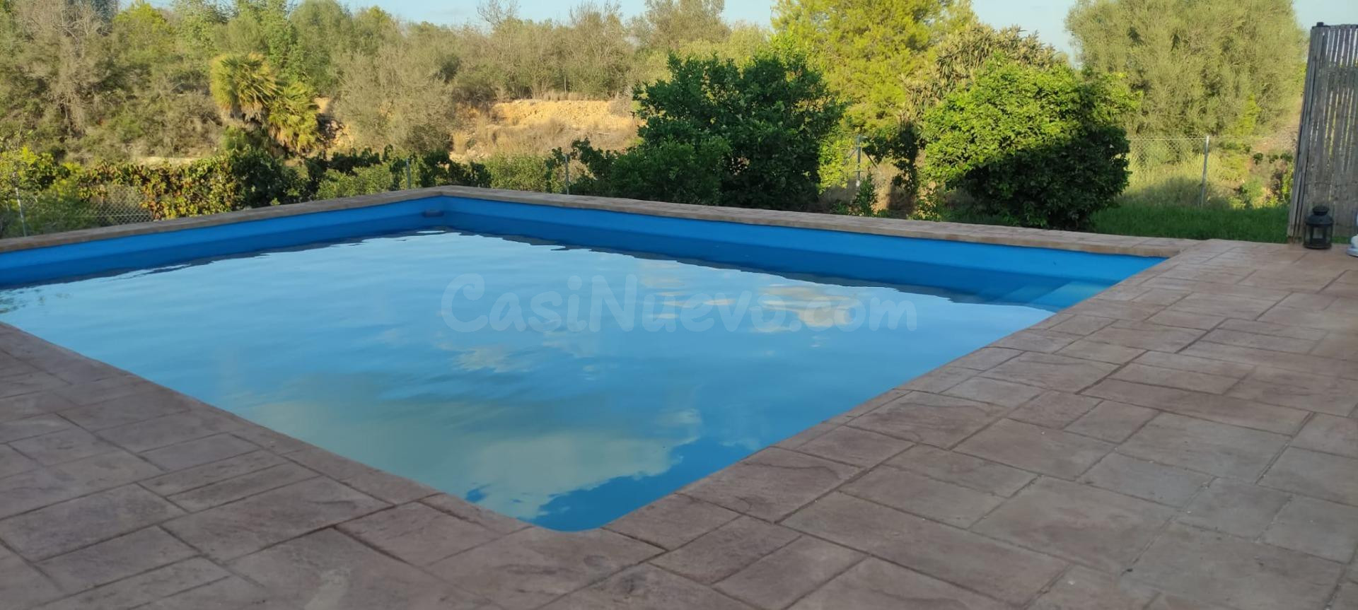 CHALET EN MONTSERRAT CON PISCINA