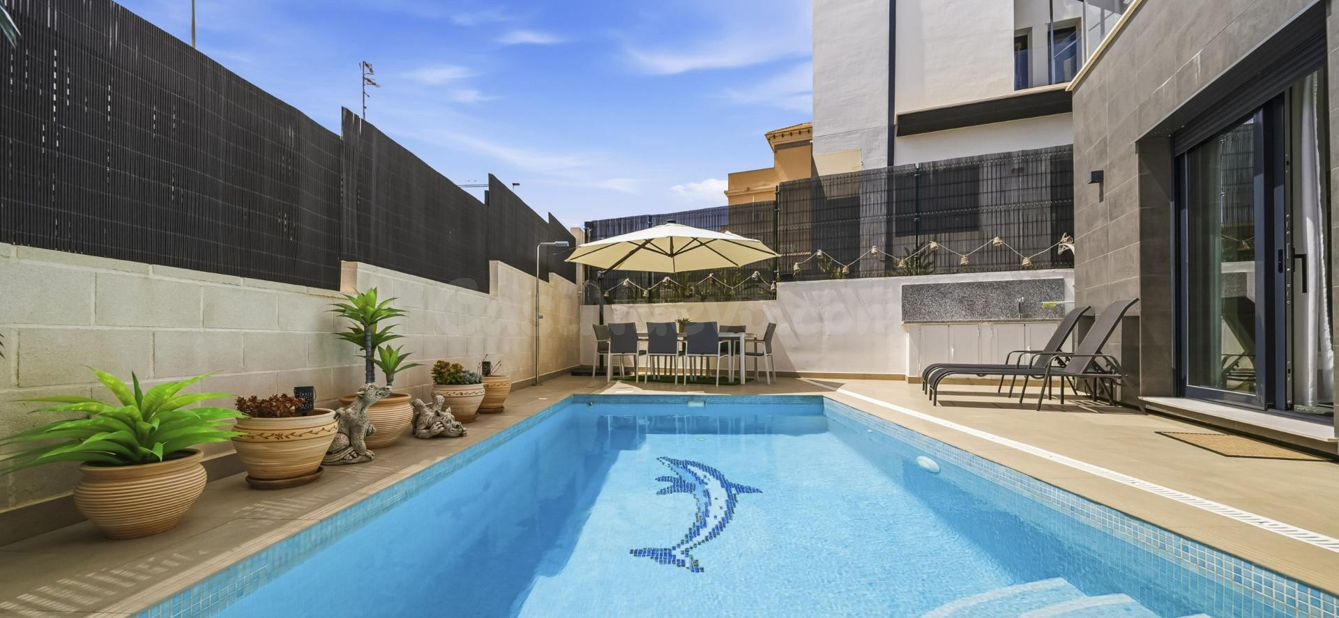 Villa independiente con piscina climatizada y solárium – Pau 26, Villamartín