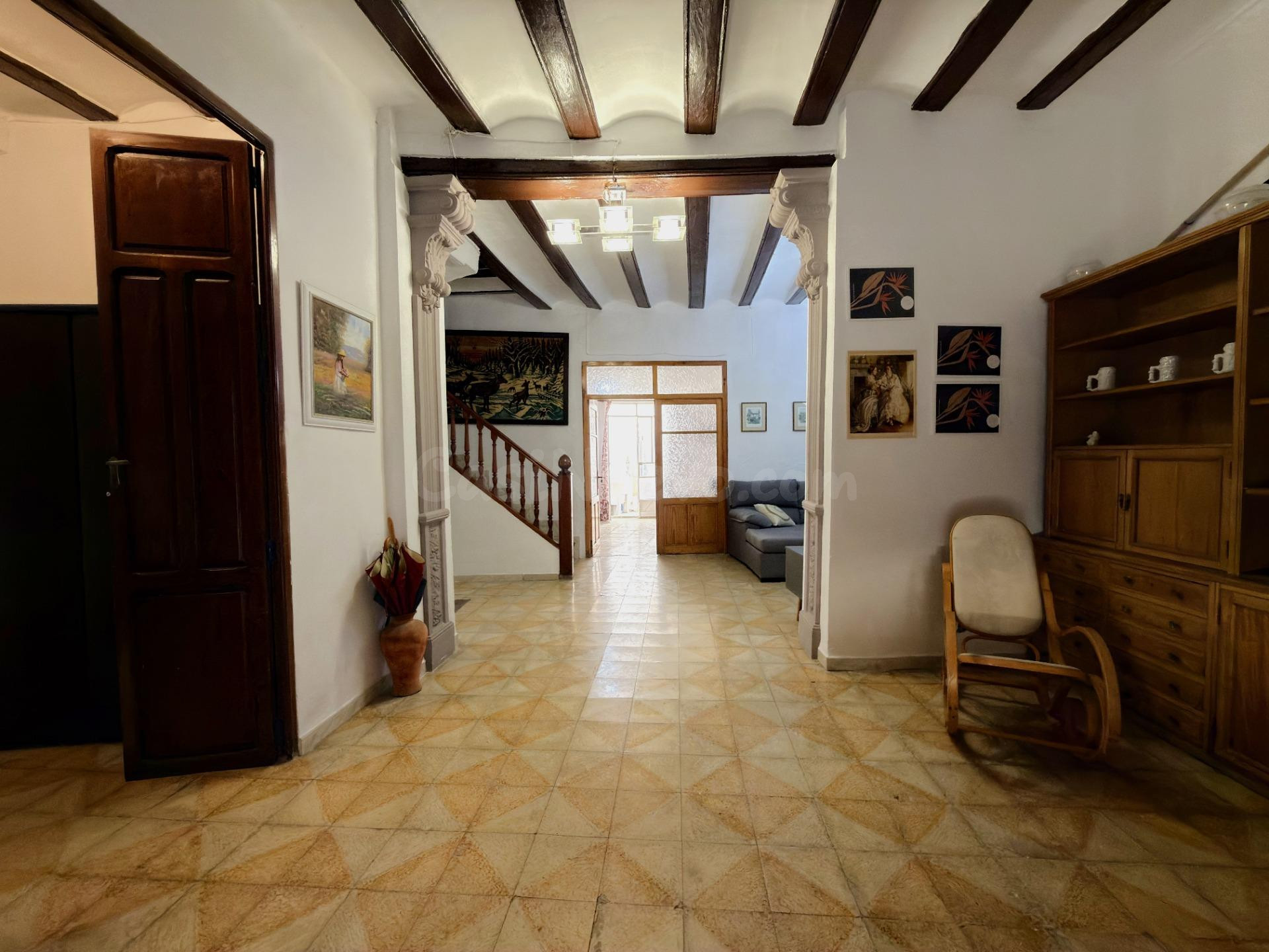 CASA SEÑORIAL CON ENCANTO EN CASTELLÓ DE RUGAT - foto 2