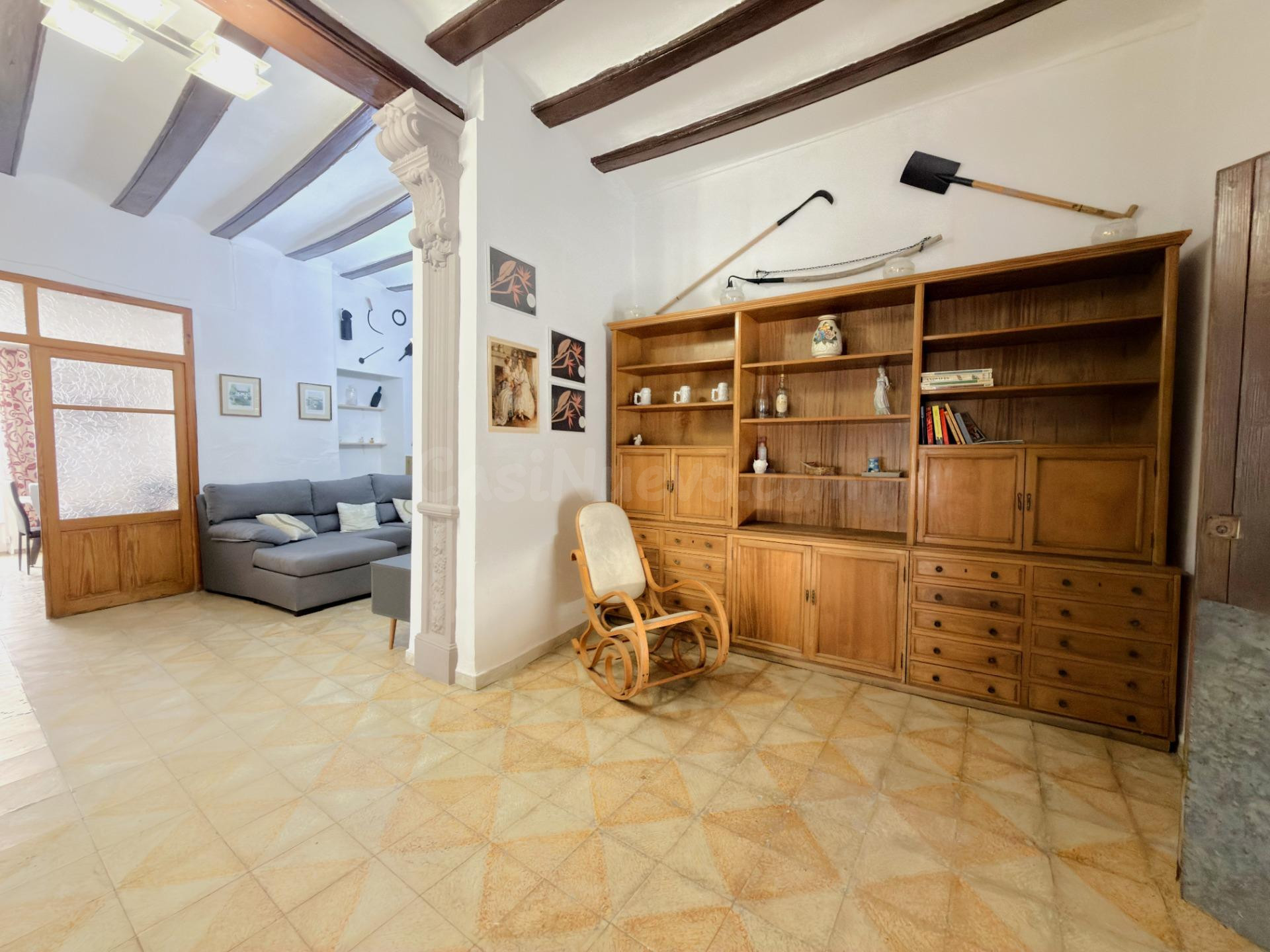 CASA SEÑORIAL CON ENCANTO EN CASTELLÓ DE RUGAT - foto 4