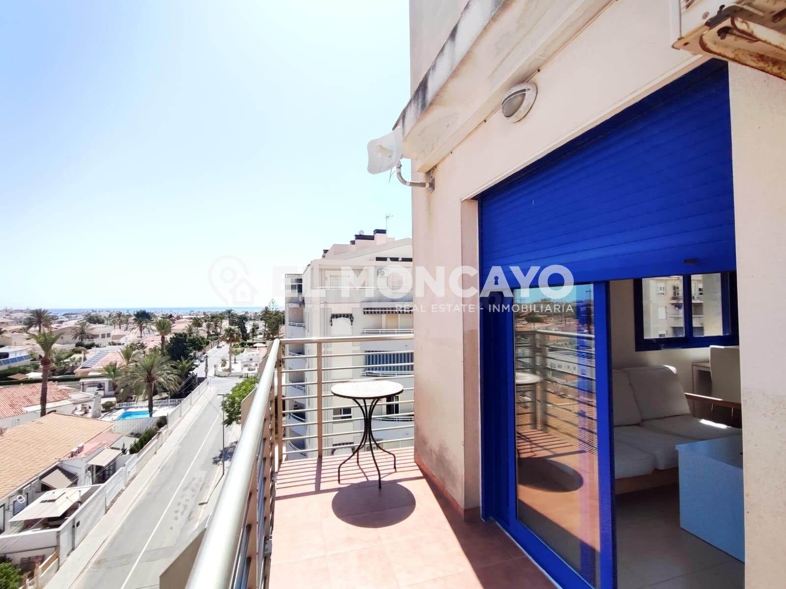 Fantástico apartamento con vistas al mar en Torrevieja, Alicante