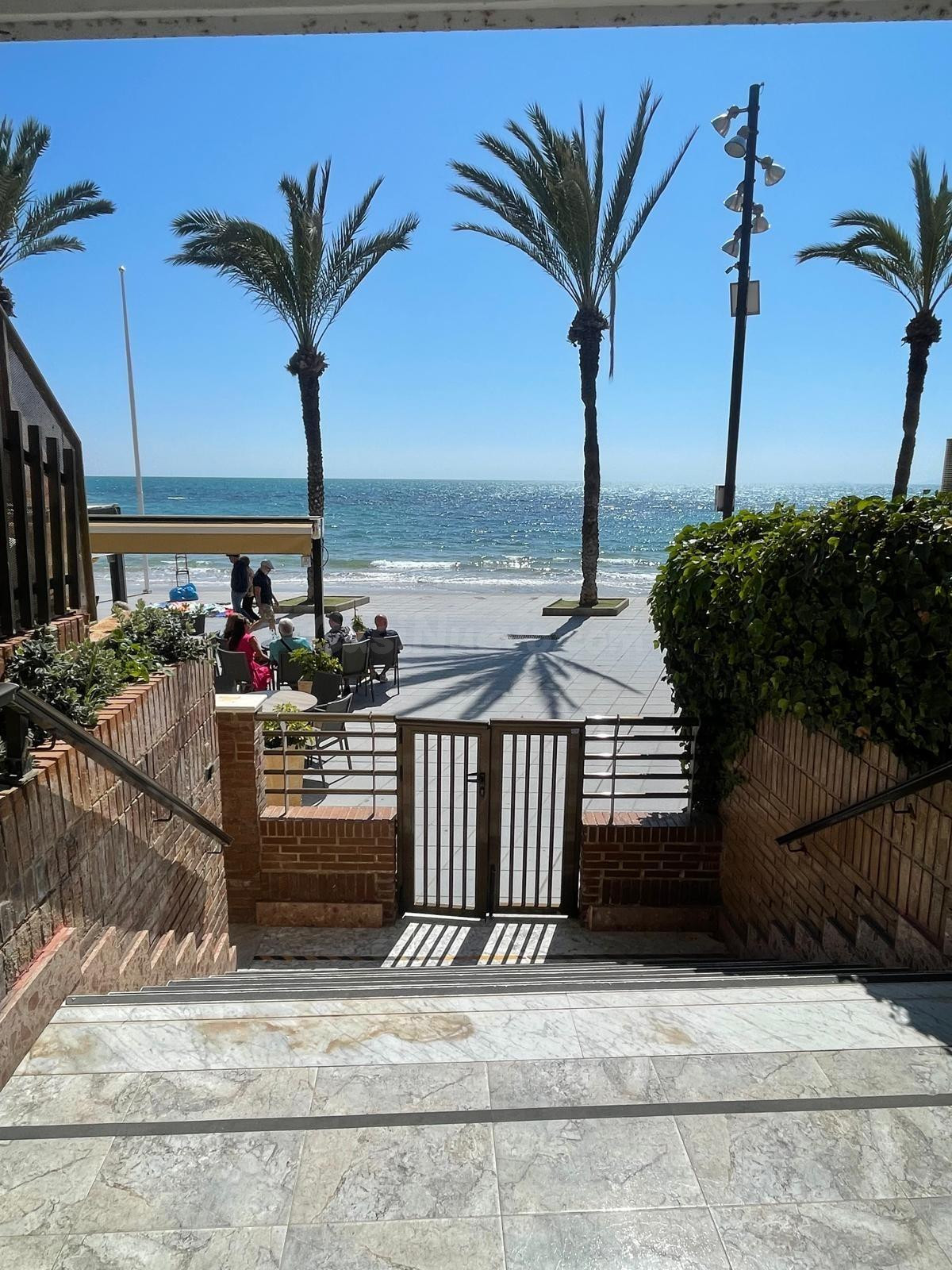 PRIMERA LÍNEA DEL MAR | APARTAMENTO DE 3 habitaciones EN PLAYA DEL CURA