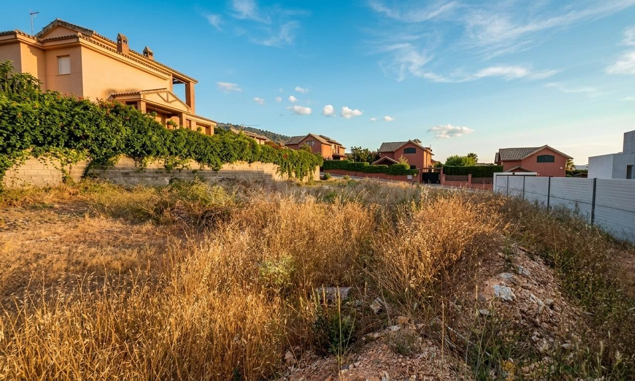 Parcela urbana de 770 m2 en Cañadas del Parque