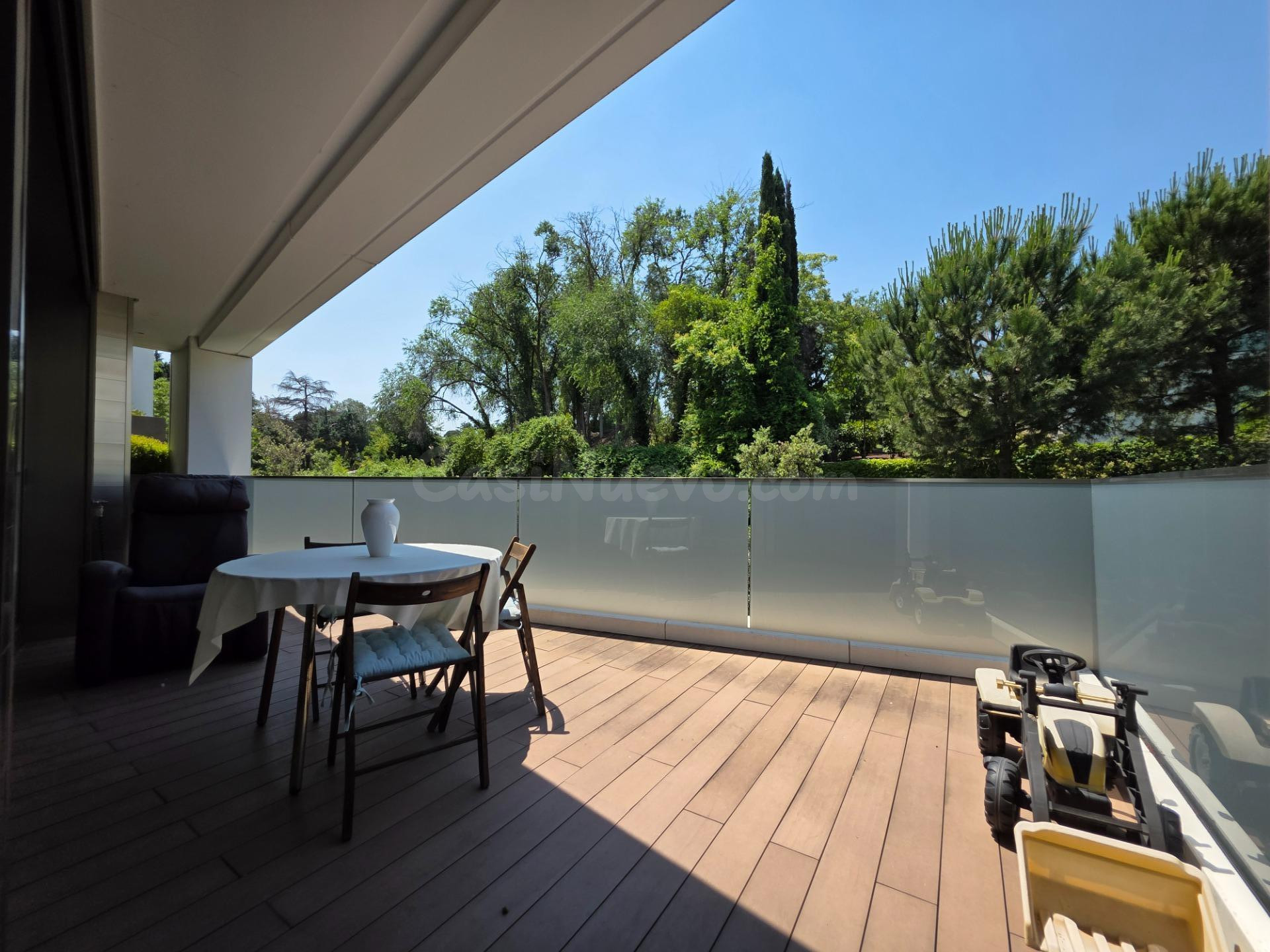 Espectacular ATICO DÚPLEX DE DISEÑO con piscina y GRAN TERRA - foto 5