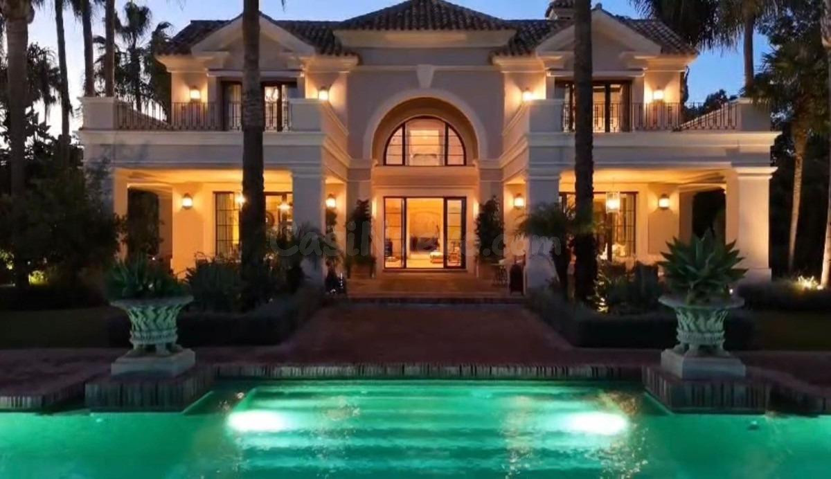 Prestigiosa Propiedad de 8 Dormitorios en Guadalmina Baja, Marbella
