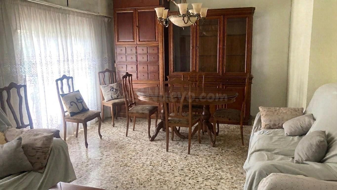 GRAN PISO EN AVDA. LIBERTAD
