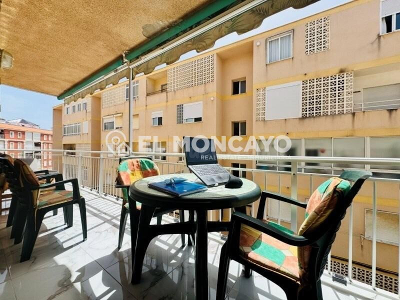 Fantástico apartamento a tan solo 100m de las playas de La Mata, Alicante, Costa Blanca