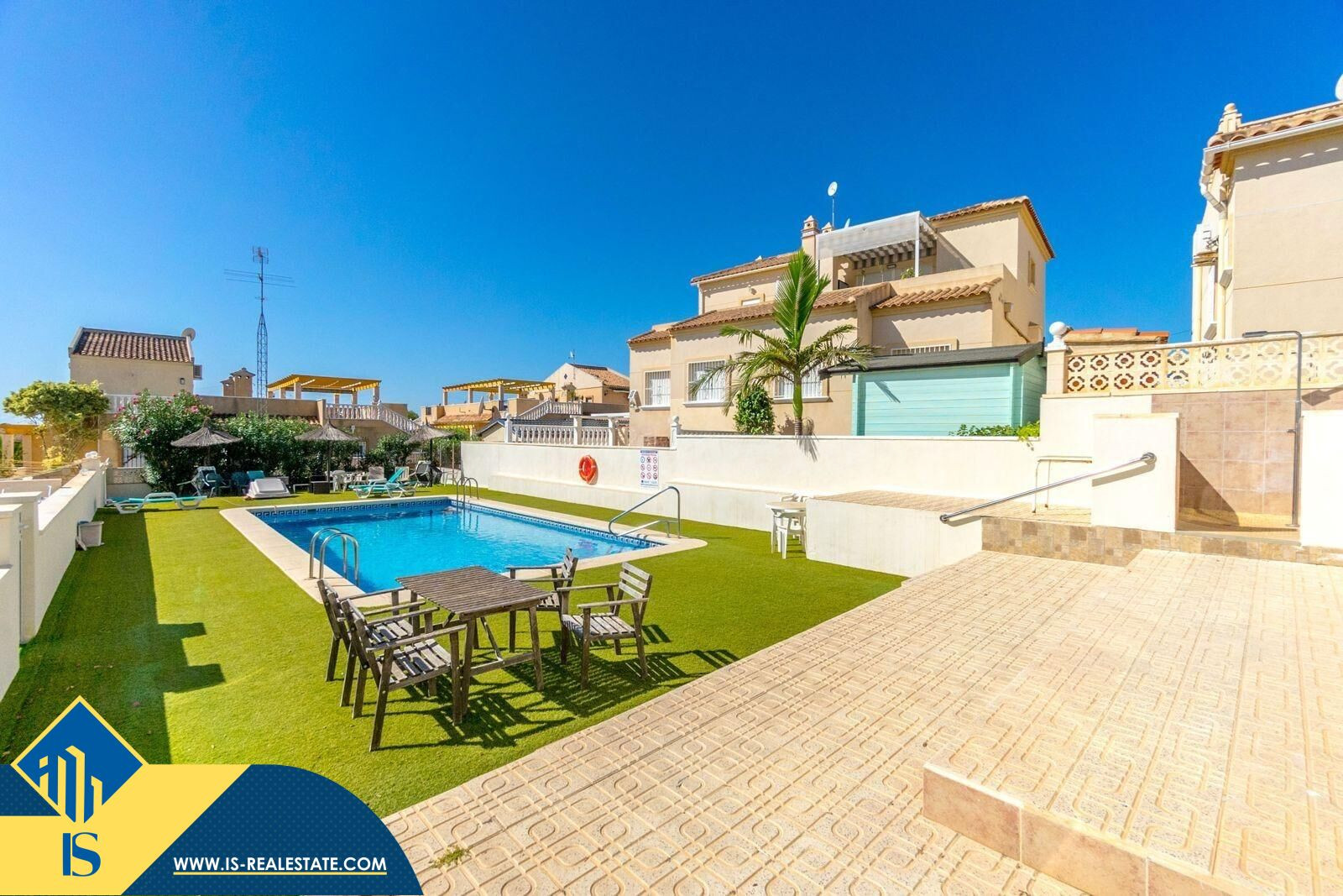 PRECIOSO CASA CON PISCINA EN ORIHUELA COSTA!!!