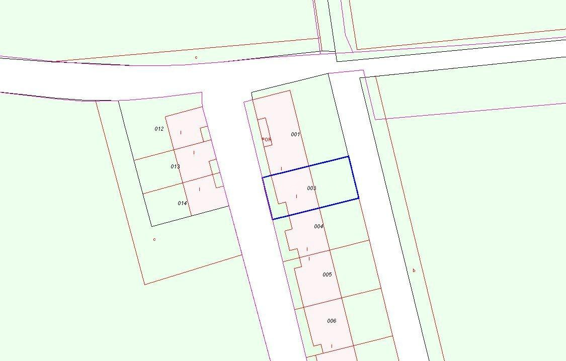 SE VENDE CASA ADOSADA OKUPADA en DS CUMBRE (LA) 87, EL EJIDO (ALMERÍA)