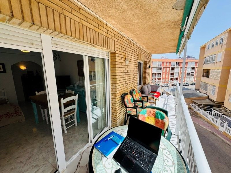 Apartamento Renovado en La Mata a Solo Pasos de la Playa